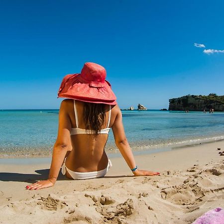 Futura Club Spiagge Bianche Hotel Фонтане Бианче Екстериор снимка